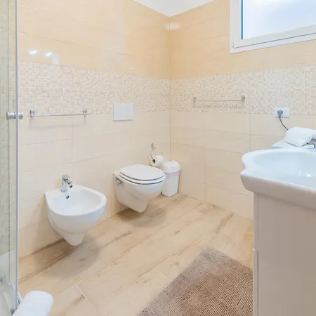 Daire 267 - Casa Paradise B1, Nel Di Casarza A 15 Minuti D'auto Dal Mare - Parcheggio Privato Incluso San Lazzaro (Genoa)