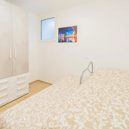267 - Casa Paradise B1, Nel Di Casarza A 15 Minuti D'auto Dal Mare - Parcheggio Privato Incluso Apartment