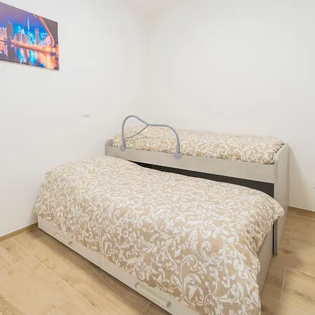 267 - Casa Paradise B1, Nel Di Casarza A 15 Minuti D'auto Dal Mare - Parcheggio Privato Incluso Appartement