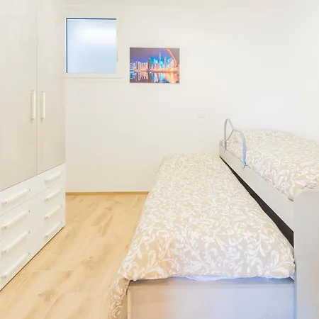 267 - Casa Paradise B1, Nel Di Casarza A 15 Minuti D'auto Dal Mare - Parcheggio Privato Incluso